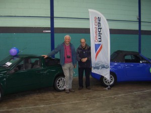 Stephen Jiggins and Tony Moss on the MOC satellite stand